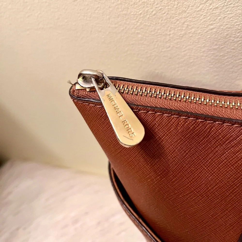 Michael Kors Jet Set Large Brown Saffiano Leather Tote Bag